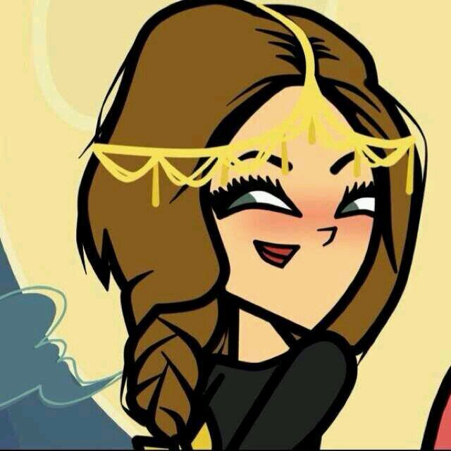 names skyla but call me sky dont call me skyla im 15 years old im kind sweet i love Animals i have a sister my sister is  @kid_Gwen crushing hard on ???