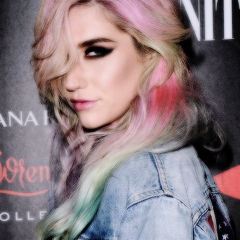 supportandRT006's profile picture. 