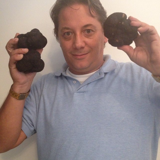 Truffle man Massimo Vidoni - italtouch importer of fresh truffles, frozen, conserved everithing truffles in the middle east 
+971 50 5573137