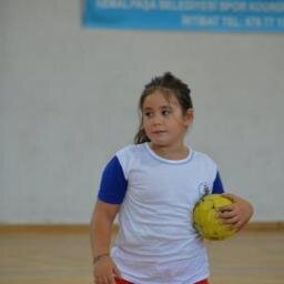 zezolin's profile picture. 