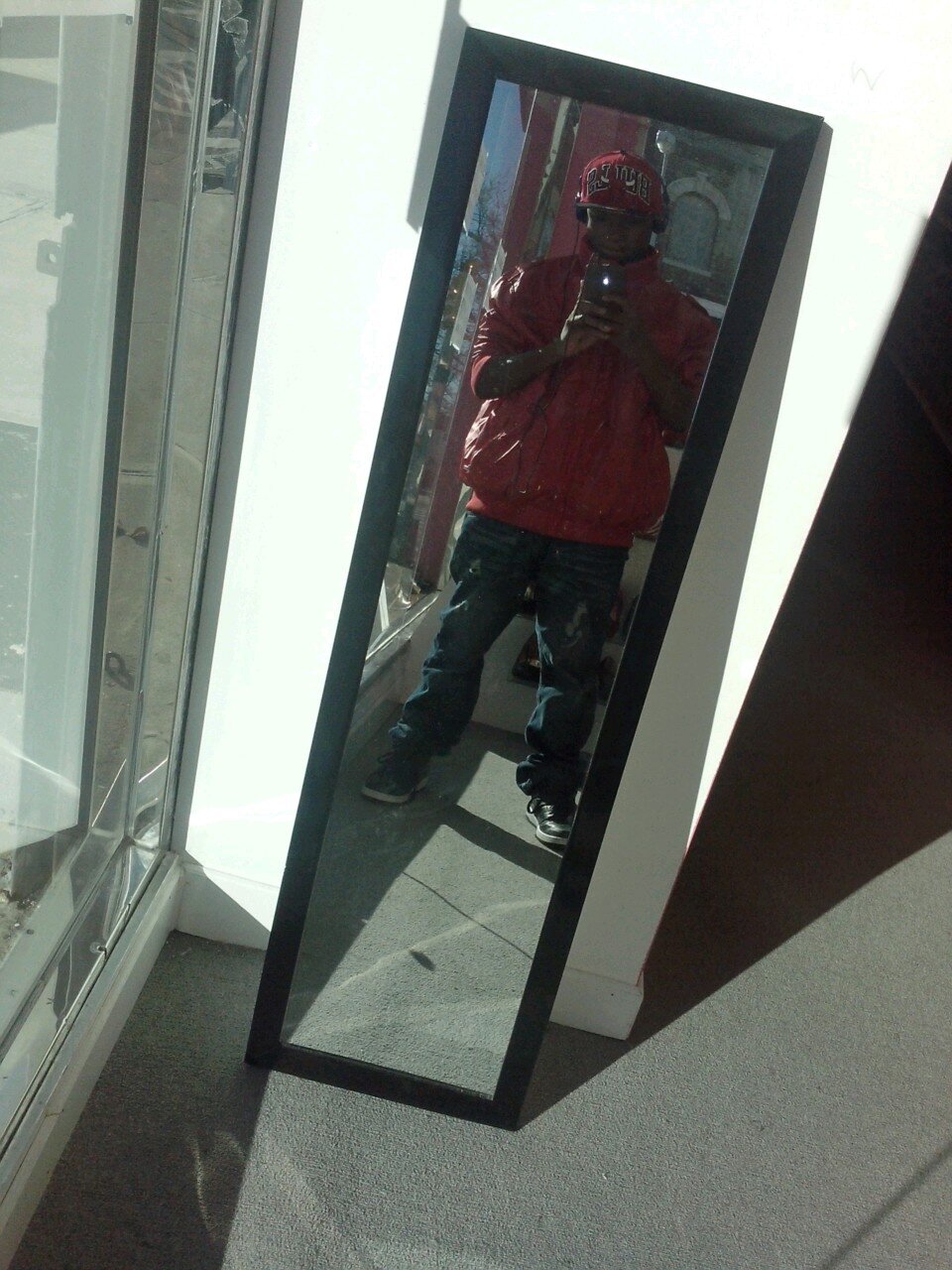 I live n Brooklyn I'm straight and my fav sport iz basketball