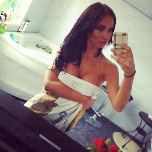 OrsolaAnstey's profile picture. I want to make him to stop dead in the middle of the hall and say, 'Wow she's beautiful.'