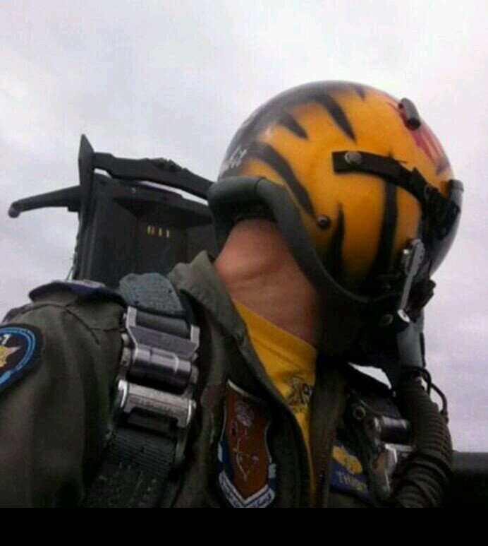 Kik : pilotf15