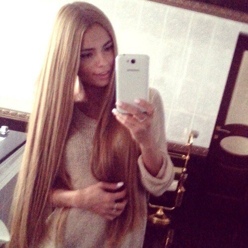 PhyllysInglishb's profile picture. I'm not a perfect person, I make a lot of mistakes but still, I love those people who stay with me after knowing how I really am.