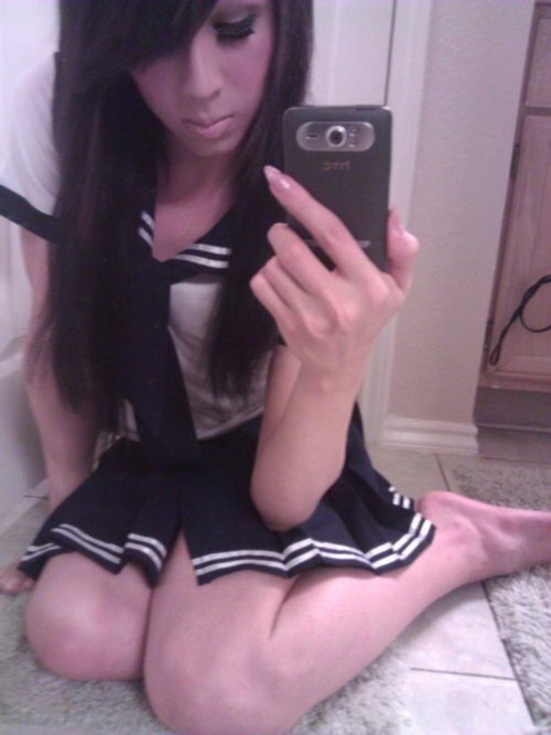 NickyBaudone's profile picture. I curse way too fucking much, I need to stop that shit.