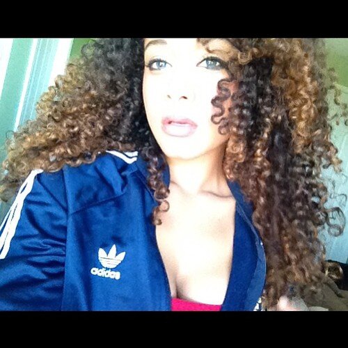 lf l reply to your one word texts just know that you're special.