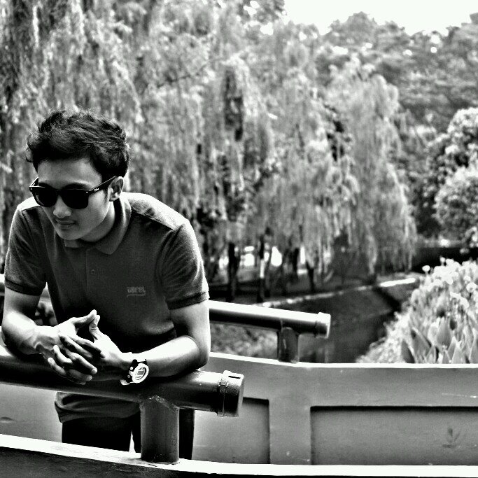 instagram=anggaadhyprayogi path=angga adhy prayogi, line=anggaadhy Syesarealita :*  061011