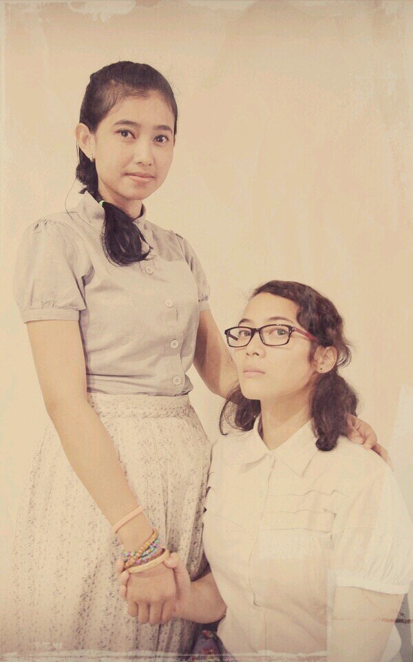 mayajava's profile picture. Ireally love ART...what about DESIGN??and i really want going to franch..what abour Finnish??