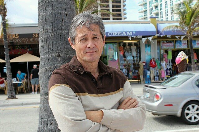 1crazylion's profile picture. 