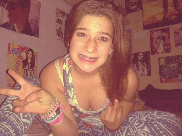 Helena_testimo's profile picture. #Smiler #Belieber #Selenaticas #Lovatic 3 :$