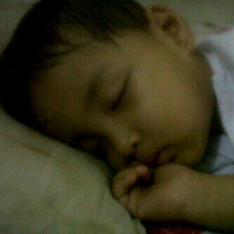 ghulamzuhri's profile picture. i am the big one.
 Daddy of 2 son and 1 daugther.
 husband of 1 wife.
 i love them so much.