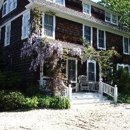 B&B in The Hamptons minutes to Beaches
