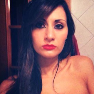 Per essere insostituibili....
 Bisogna essere diversi!!!!...