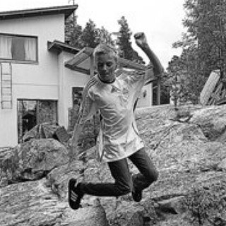 Ropse37's profile picture. RopséOFFICIAL