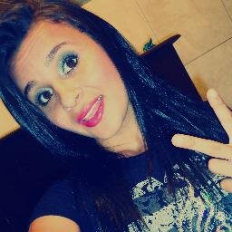 Jogo futebol , sou corinthiana , só abaixo a cabeça pra reza parceiro ;) *-----------* S.JorgeGuerreiro . s2