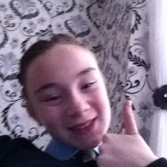Hi people love I'm a cel band Joey and one direction and little mix and nicki minaj