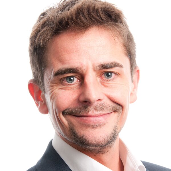 A Chartered Manager and experienced performance improvement expert, passionate about helping individuals, teams and organisations to reach their full potential