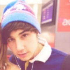 FREE FOLLOW, FOLLOW @lukesnip AND ASK FOR A FOLLOW BACK