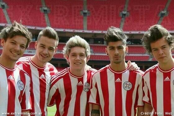 las verdaderas directioners son las que nunca nos han visto, pero no pierden las esperanzas -Zayn Malik