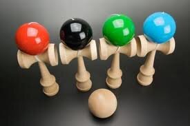 Buscando jugadores de kendama en Málaga
