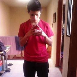 elpincheuriel's profile picture. Soy ese 0.33 que conozco, y aunque conozca el otro 0.66 que desconozco, ¿dónde queda ese .001?