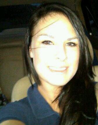 emtkelly12's profile picture. 