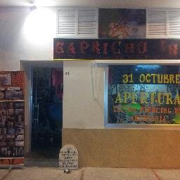 estudio de tatuajes,piercing,artesania en cuero,ropa,complementos,regalos..galeria comercial el pozito blanco conil local h.limpiea y desinfecion A&B ecolabel