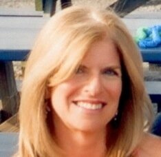 Healthcare media relations/communications pro Retired. Follows latest news, trends in fashion & pop culture. Loves my kids, grandkids, hub, dogs & dancing!