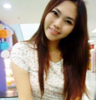 amydahlia244's profile picture. me, a coffee lover, Simmer and owner of two stubborn fat cats