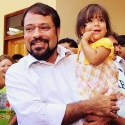 Twitter gerenciado pela rede de apoiadores de @camiloPSB nas redes sociais. Camilo é o jovem Governador do Amapá pelo Partido Socialista Brasileiro (PSB40).