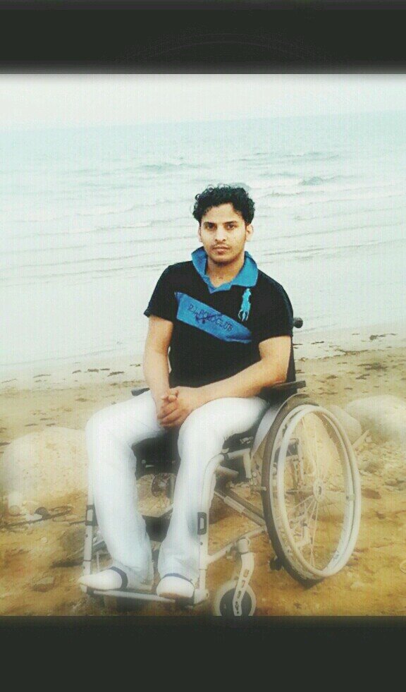 وهـل لـي بآحـد لا يتركنـي مهمـا حصـل ؟ ♥