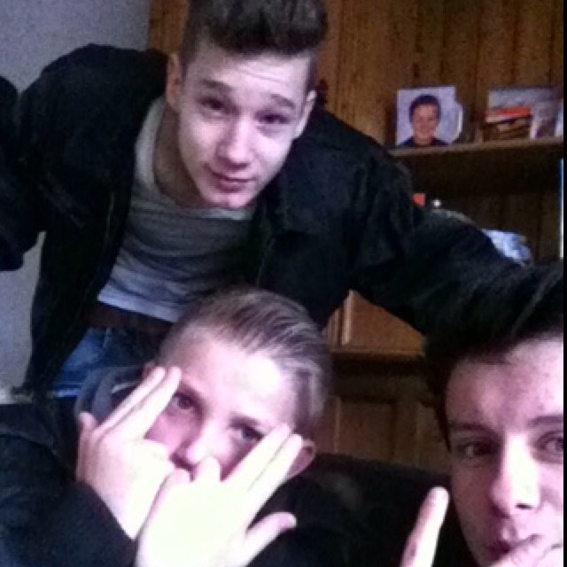 Bro's are forever and longer than that// Seanredam 3i   / Don't Care What Other Think Anout me