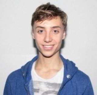 Hello, We are BRAZILIANS Fans of Nils Verkooijen.