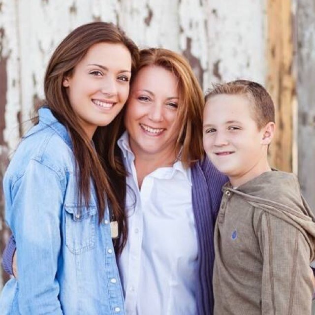 Mother, Military Spouse & MSEd enjoying family life in Illinois.