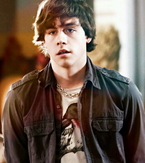 Matthias Patton. Former Deatheater. • Cousin of @Derrick_HP & @LukeP_HP • I desperately wish I could undo what I've done.. • Official HPExtreme RP •