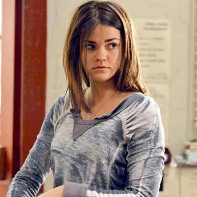 BrookJailed's profile picture. Back-up account for @TheBlueSea_.