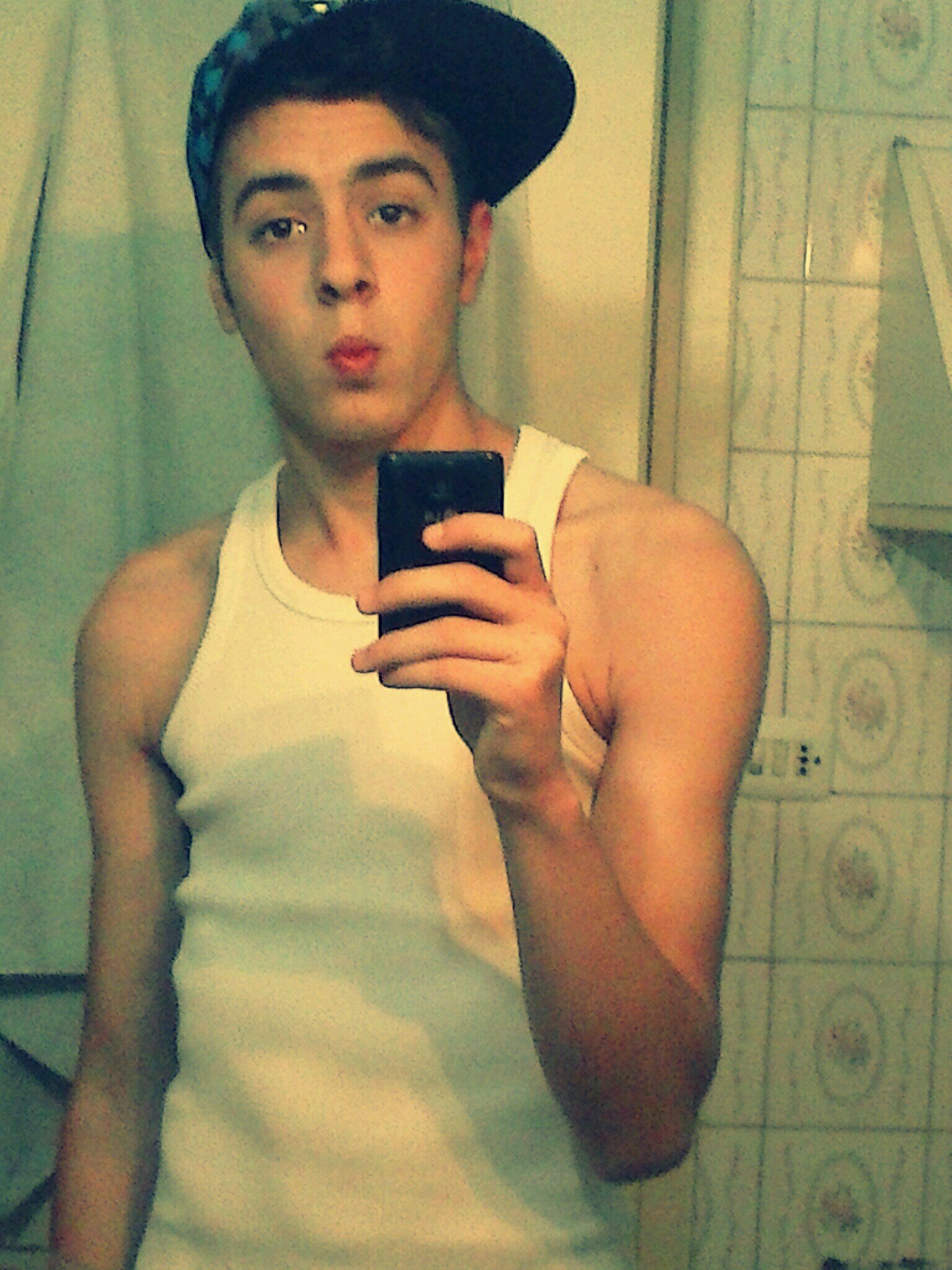 Me cambio de twitter !! @Rubitoo23foreve
