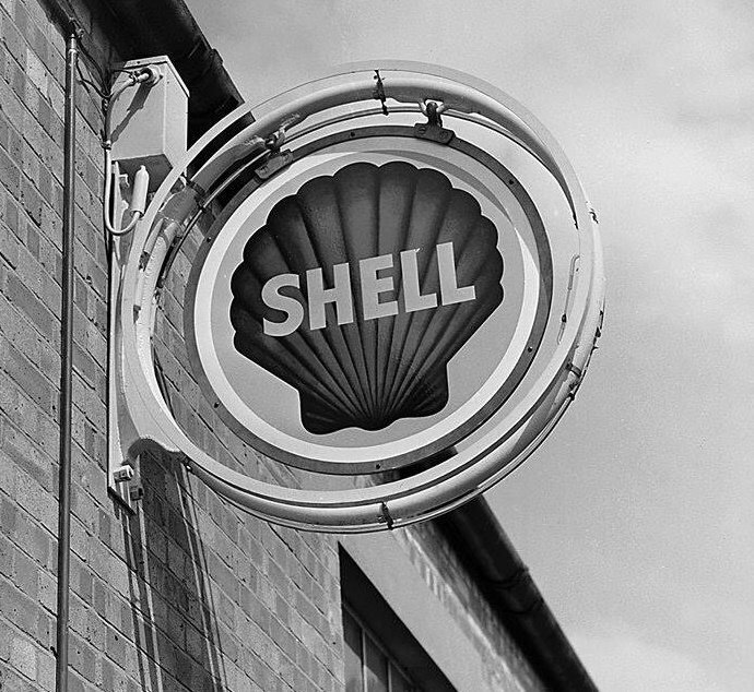 Manitowoc Shell is a Shell branded gas station/convenience store in Manitowoc.