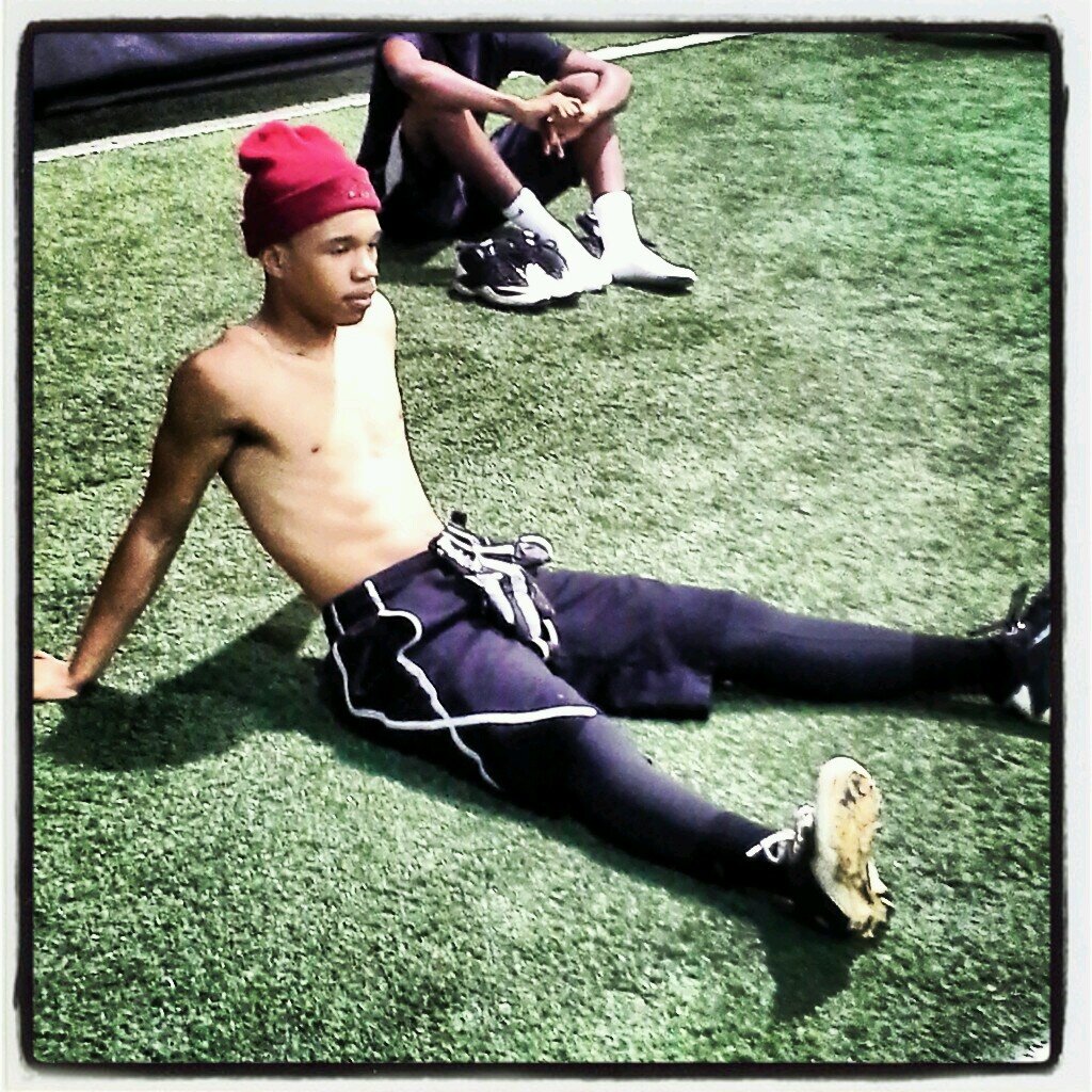 kik: he_isking /all American