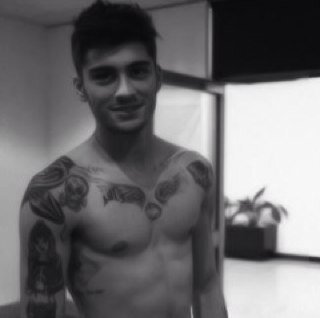 Gave u a free follow now go and follow @Twrkwith1D pls she gives follow back to everyone, or i will unfollow u, sorry