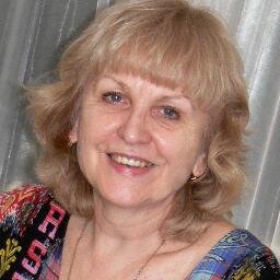 Татьяна Черняева. Занимаюсь текстильным дизайном интерьера,  путешествую, фотографирую, обожаю кошек. Люблю свою страну и хочу, что бы всем было комфортно в ней
