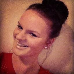 redsilh0uette's profile picture. Fashionblogger // 21 jaar // shoe addict // j'adore shopping