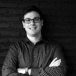 Consultor de Marketing Digital. Apaixonado por, tecnologia, marketing, negócios, esportes, música ...
http://t.co/XJCZRTAu6V