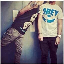 La vida es corta: Ríe como Kendall, come como Dustin, ama como Carlos, disfruta como James, y se tú mismo como Logan 
https://t.co/fxEhqlo8b0