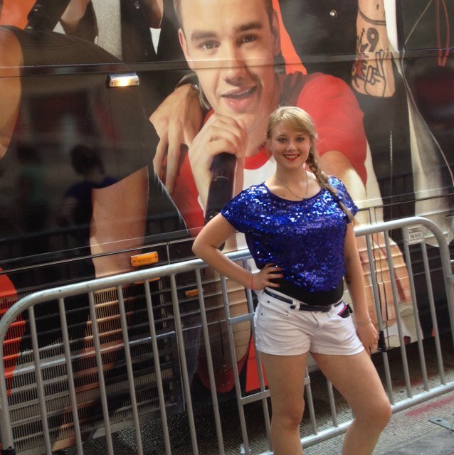 Full supporter of #PD1D: Public Displays of One Direction; Main: @mackiekairys