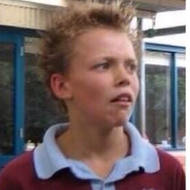 Smileuntildaend's profile picture. Seriously dont know what to write! But You all are beautiful.Janoskians luke/5 5sos 0/4 1D 0/5