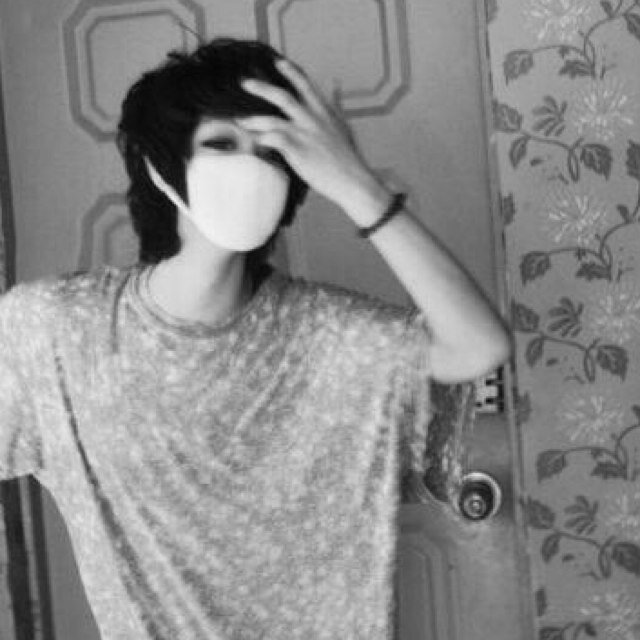 Header is ［ @Gx0ng___ ］