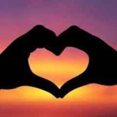 Ngetwit tentang realita, cinta, dan wanita. Kalau suka follow aja. ♥