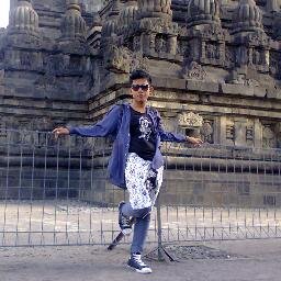 hal yg bwt gw benci ama lo. . Lo gx bisa di atur