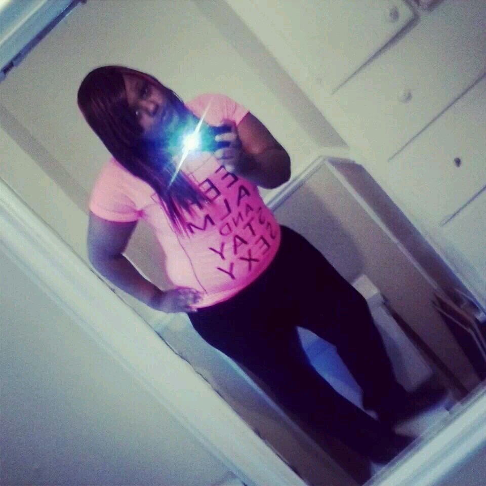 #QUITA BABE #BI #KIK @JAQUITAW #P.H.A.T #SINGLE #KiSS ME WHERE YOU MISS Me